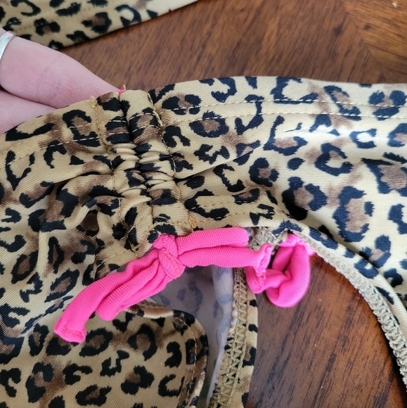 Flapdoodles 2 piece Swimsuit!💦💕 Size 24 Months. - Picture 4 of 4